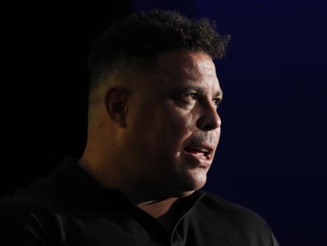 地方足协齐心力挺现任主席，大罗沮丧退出足协大选